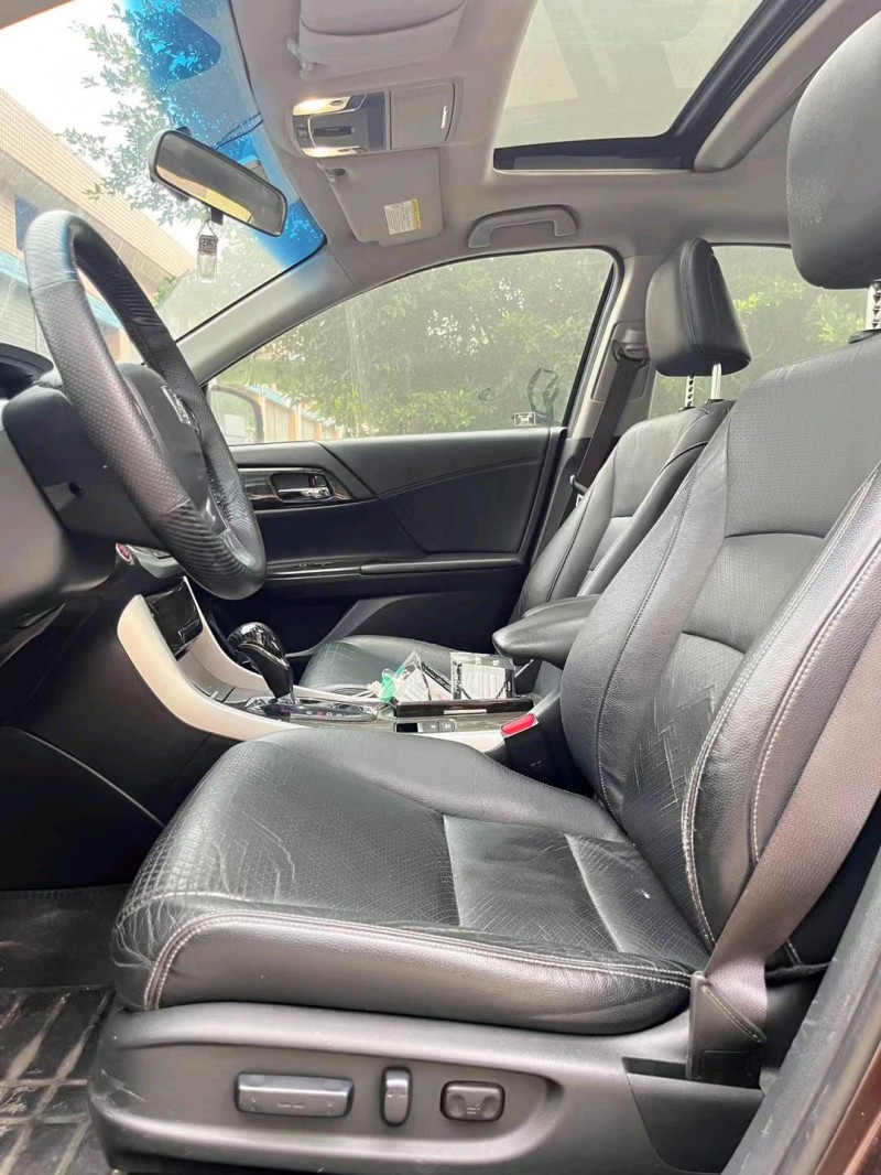 广州14年本田雅阁6