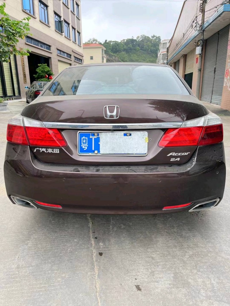 广州14年本田雅阁9