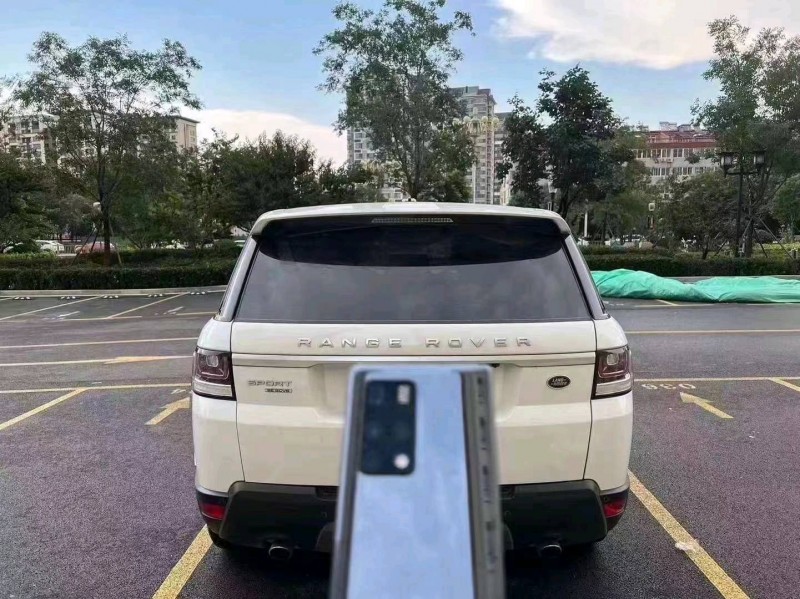 枣庄14年路虎揽胜运动4