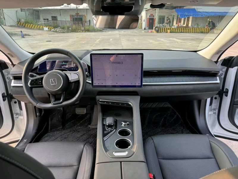南寧23年極氪汽車0014