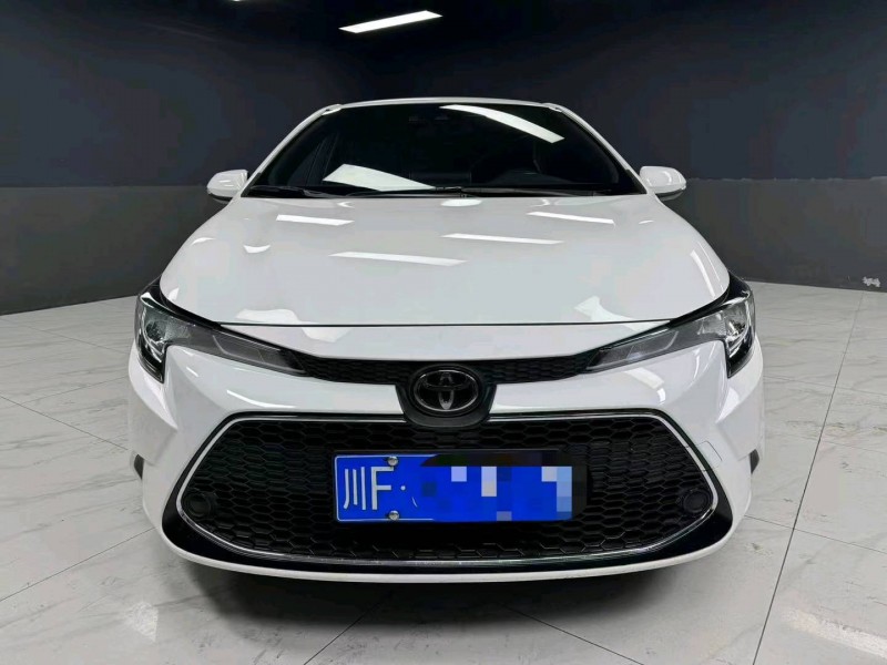 成都23年丰田雷凌1