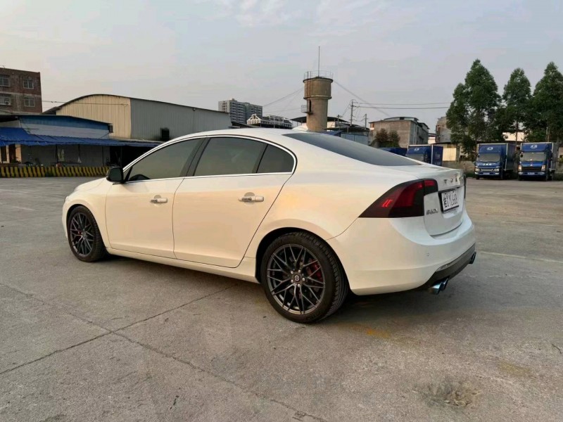 南宁16年沃尔沃S60L7