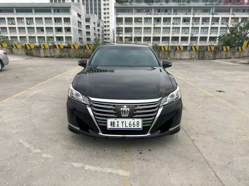 南宁16年丰田皇冠1