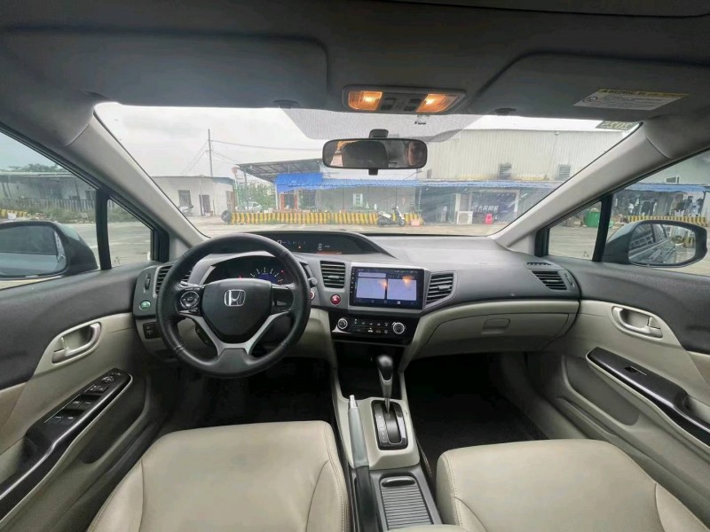 南宁15年本田思域6