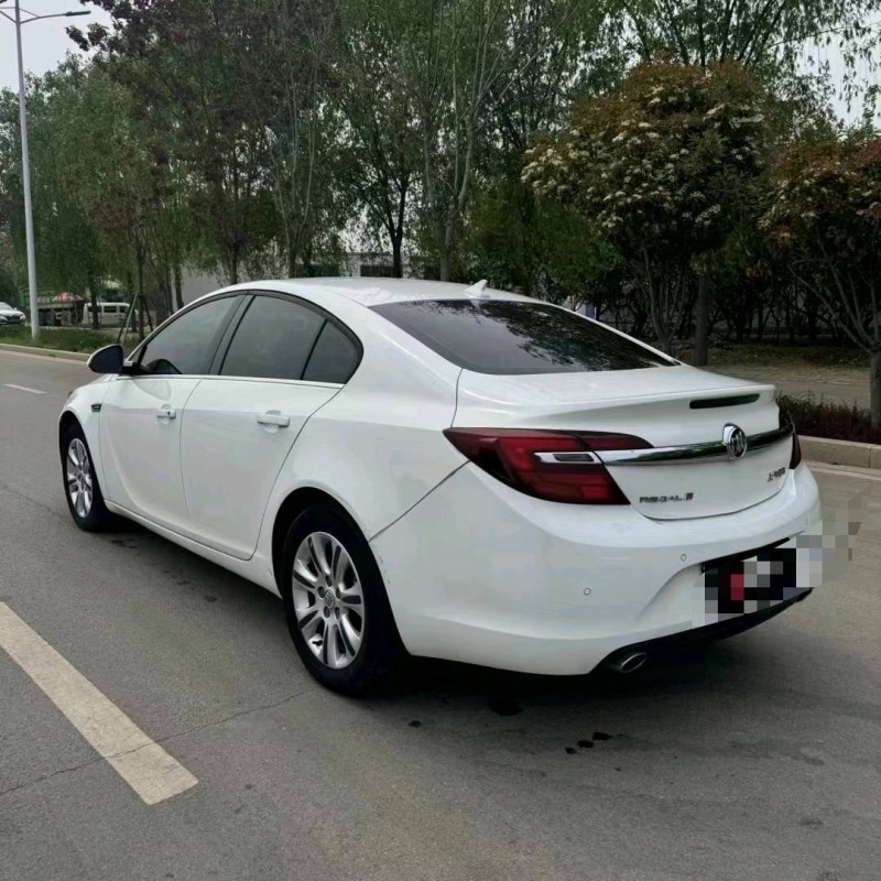 枣庄17年别克君威8