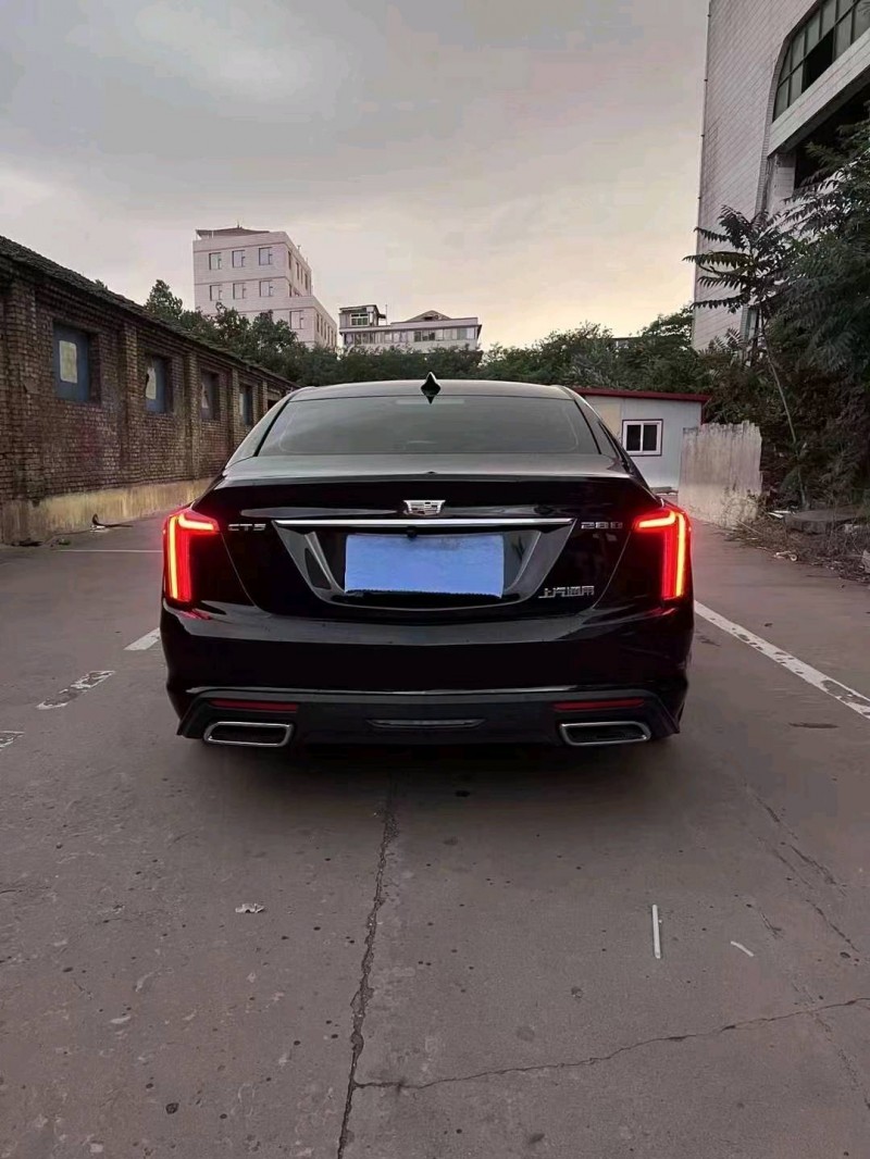 邯郸22年凯迪拉克CT58