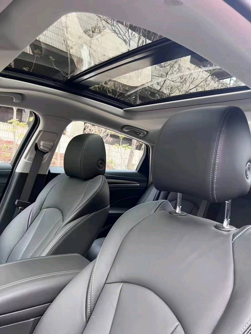 邯郸23年别克君越5