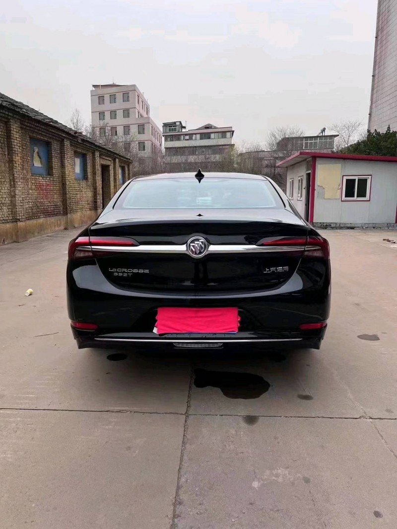 邯郸23年别克君越8