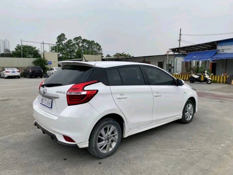 南宁17年丰田YARiS L 致炫8