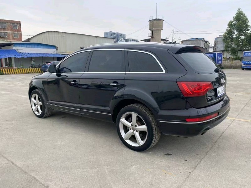 南宁12年奥迪Q77