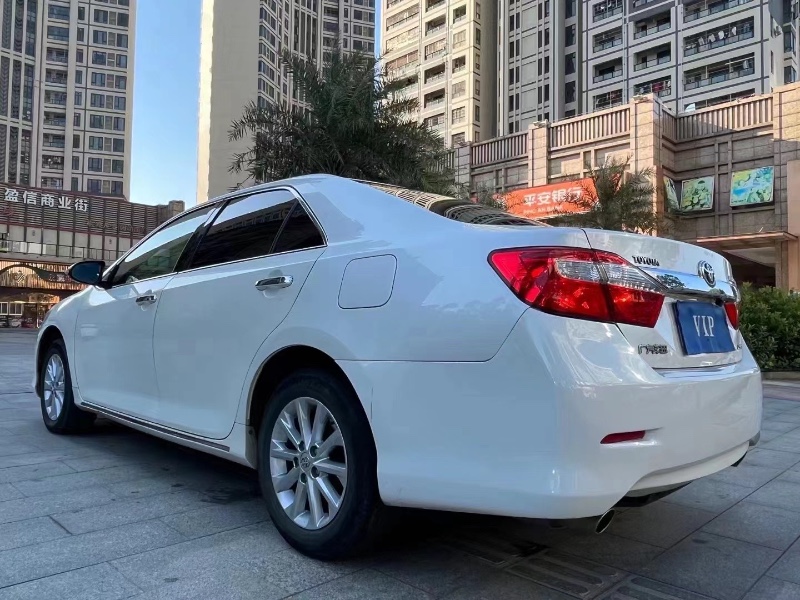 佛山14年丰田凯美瑞7
