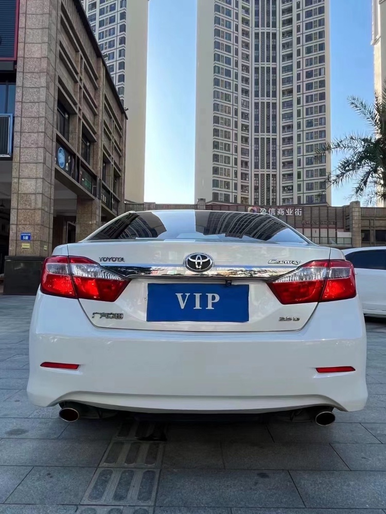 佛山14年丰田凯美瑞9