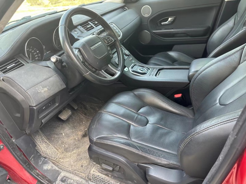 济宁16年路虎极光8