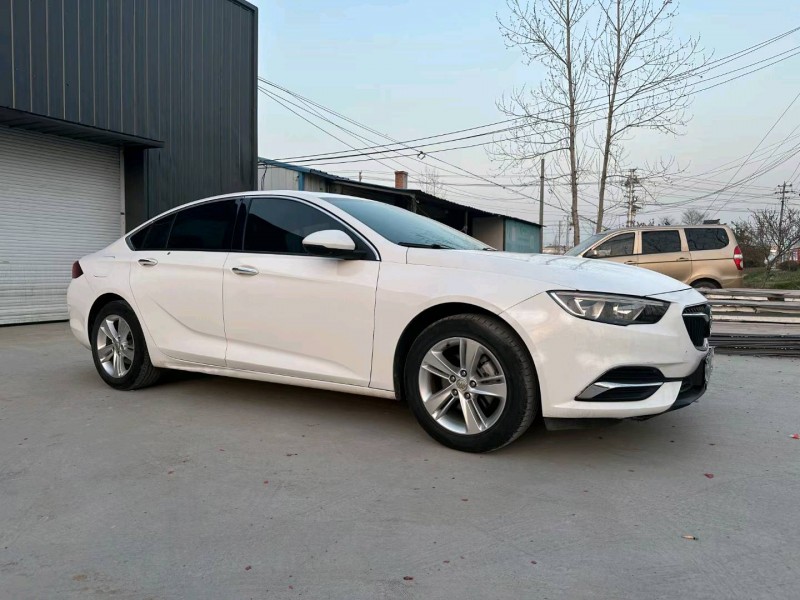 徐州18年别克君威2