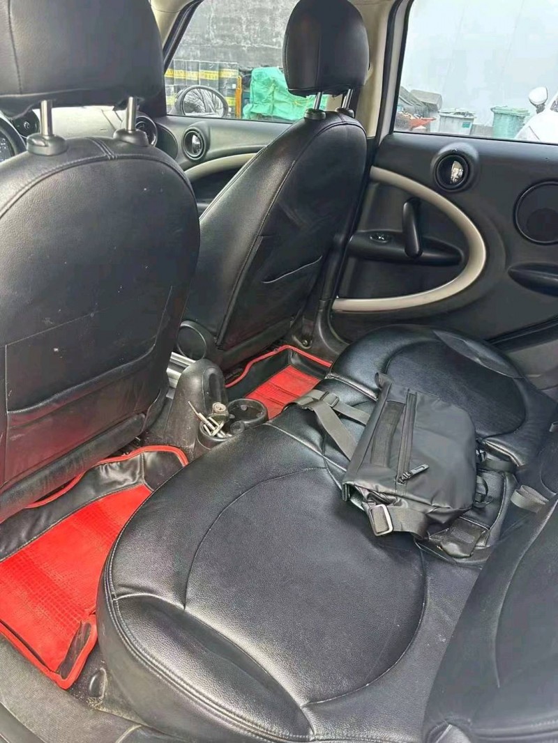 東營16年MINICOUNTRYMAN3