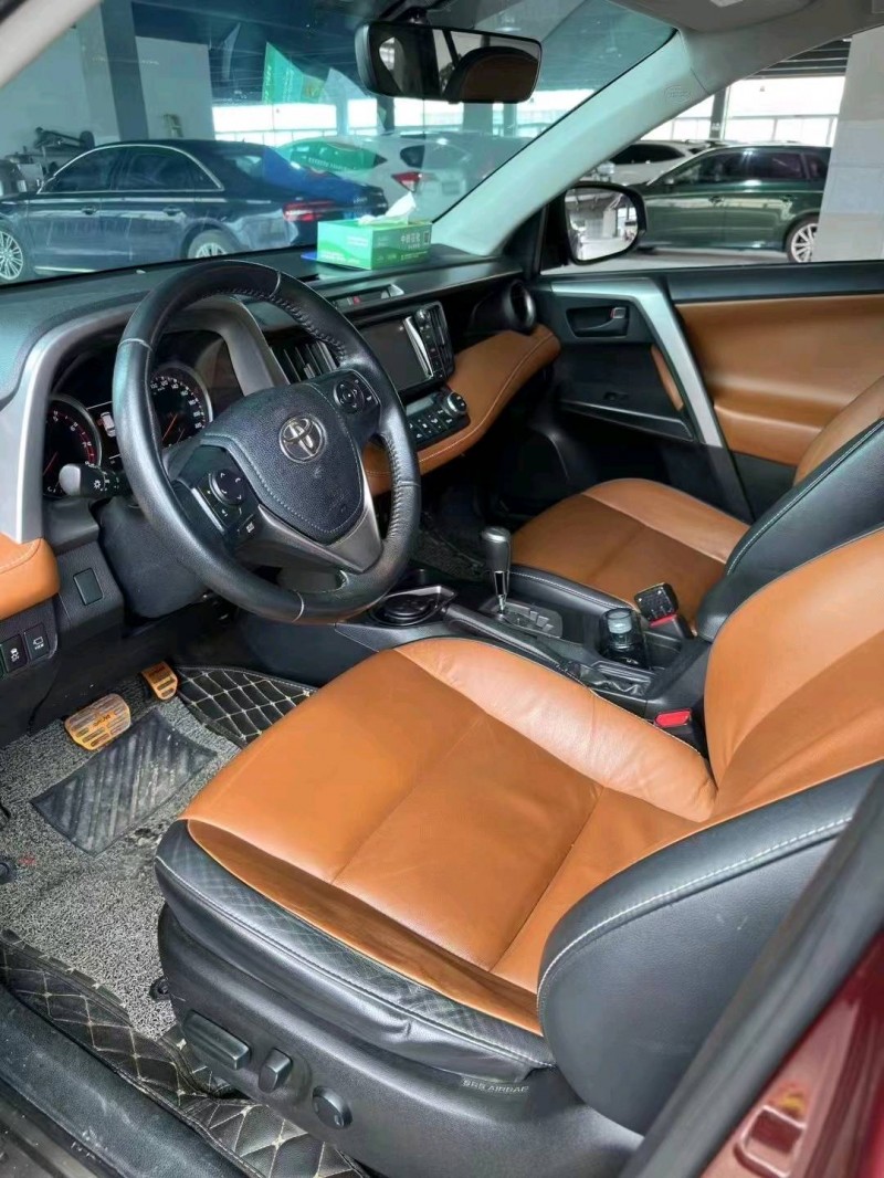 珠海17年豐田RAV4榮放5