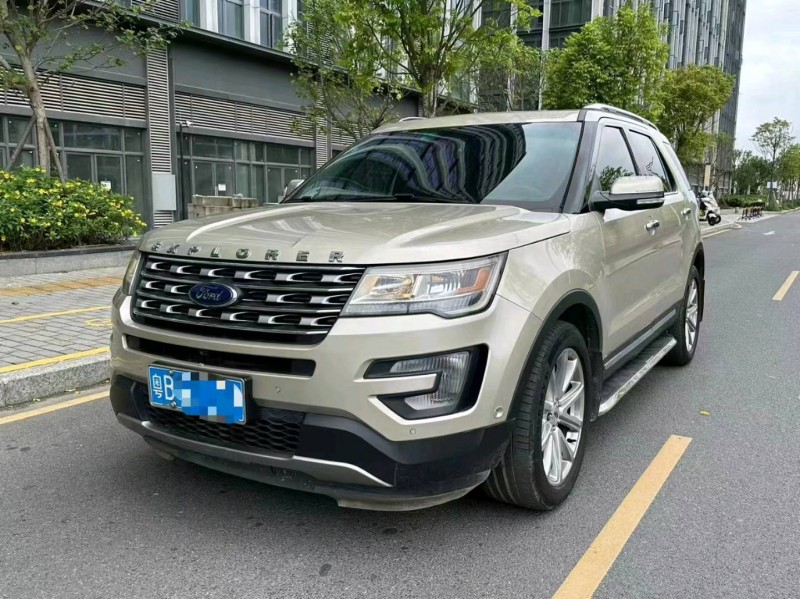 徐州17年福特探险者3