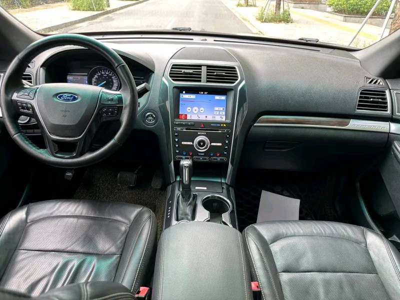 徐州17年福特探险者5