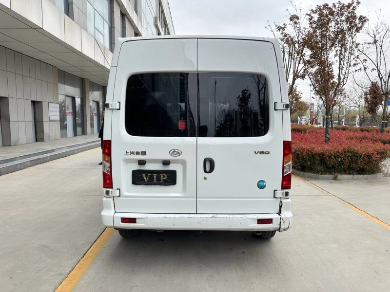 济宁22年大通V809