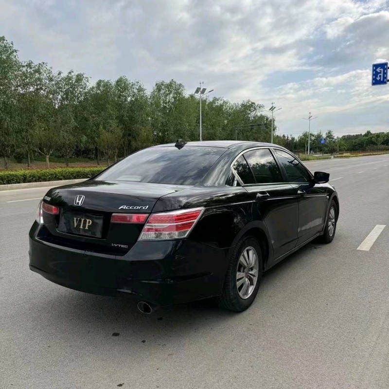 东营09年本田雅阁4