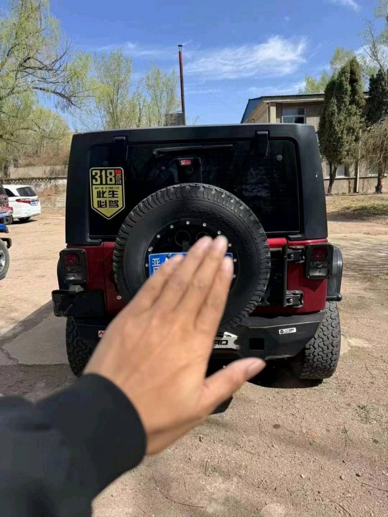 晉城13年Jeep牧馬人6