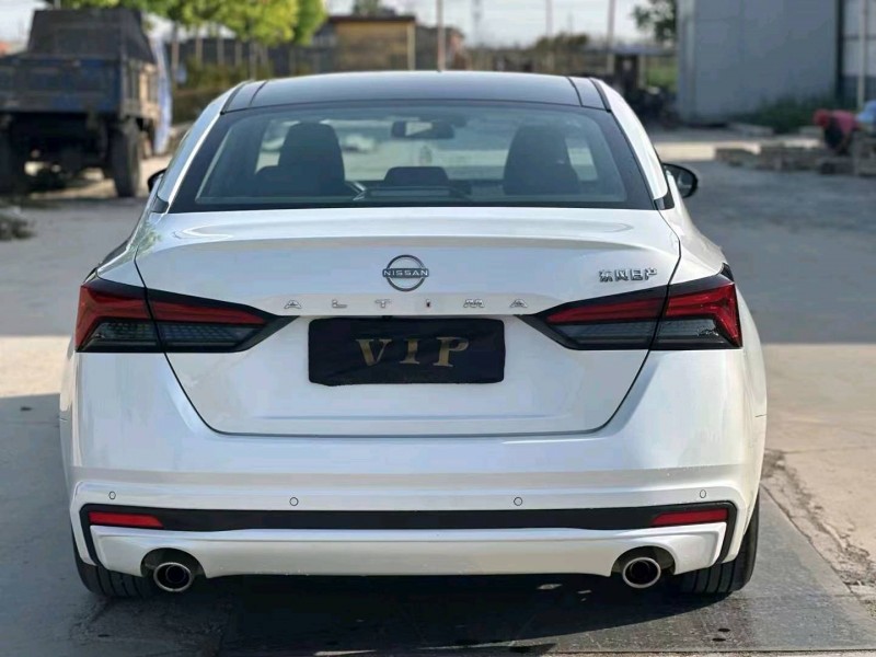 安陽23年日產天籟7