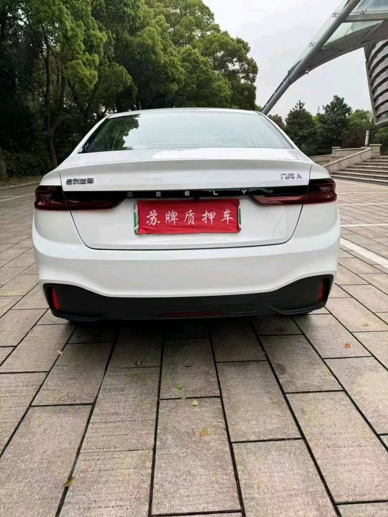 苏州24年吉利几何7