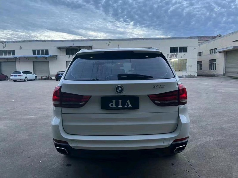 盐城18年宝马X59