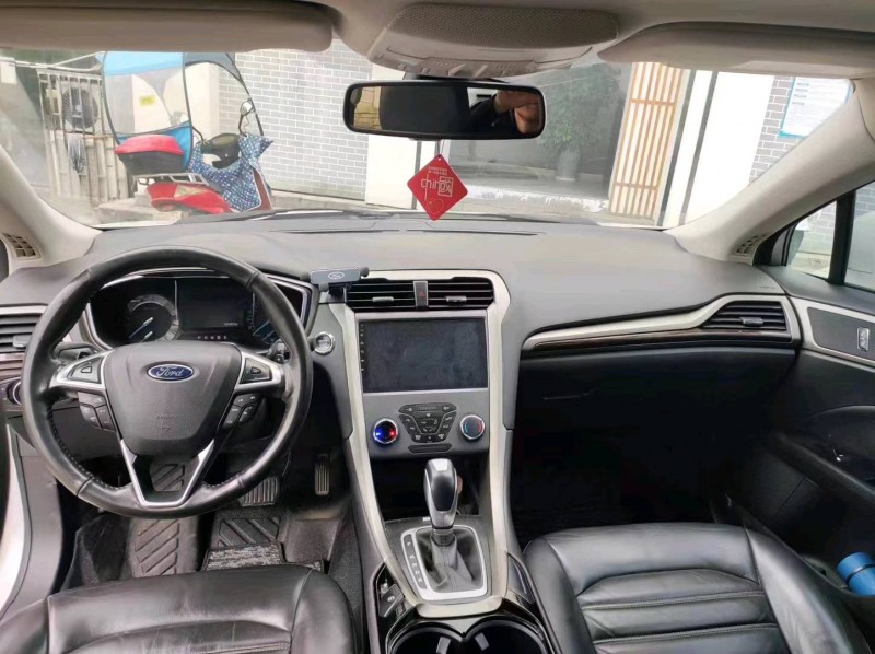 重庆14年福特蒙迪欧4