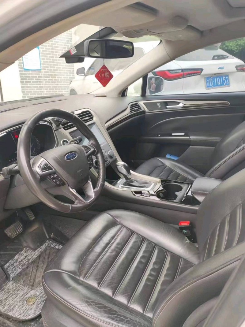 重庆14年福特蒙迪欧7