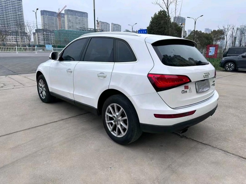 盐城16年奥迪Q59