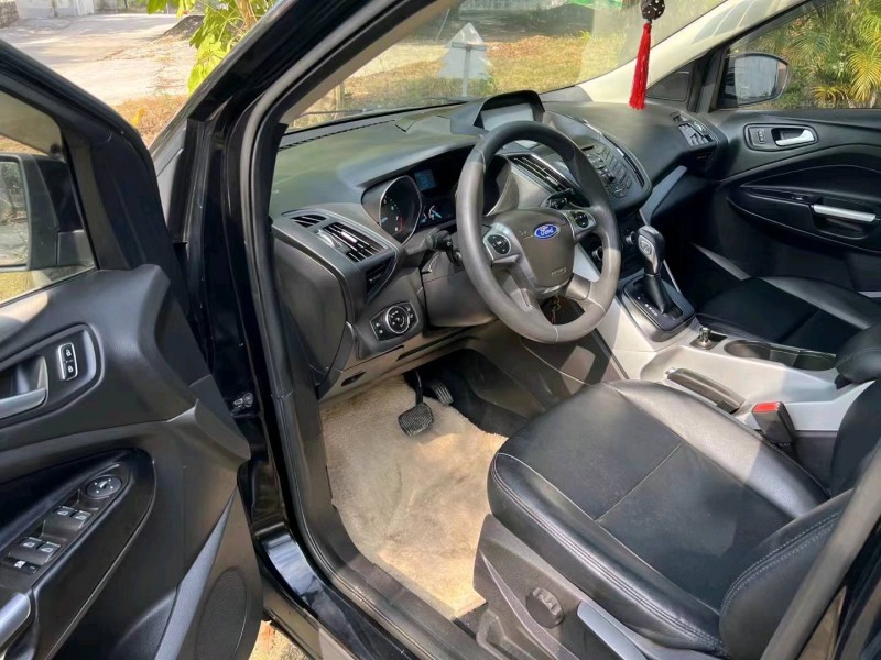 东莞13年福特翼虎6