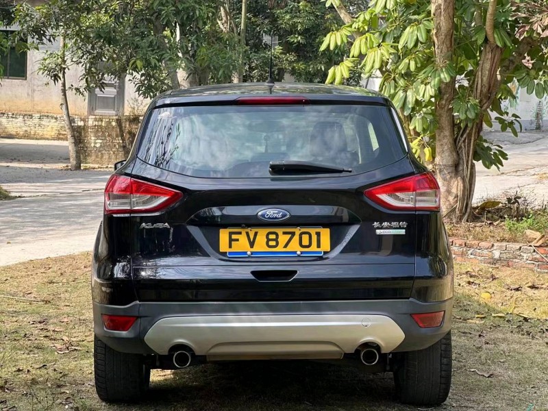 东莞13年福特翼虎9