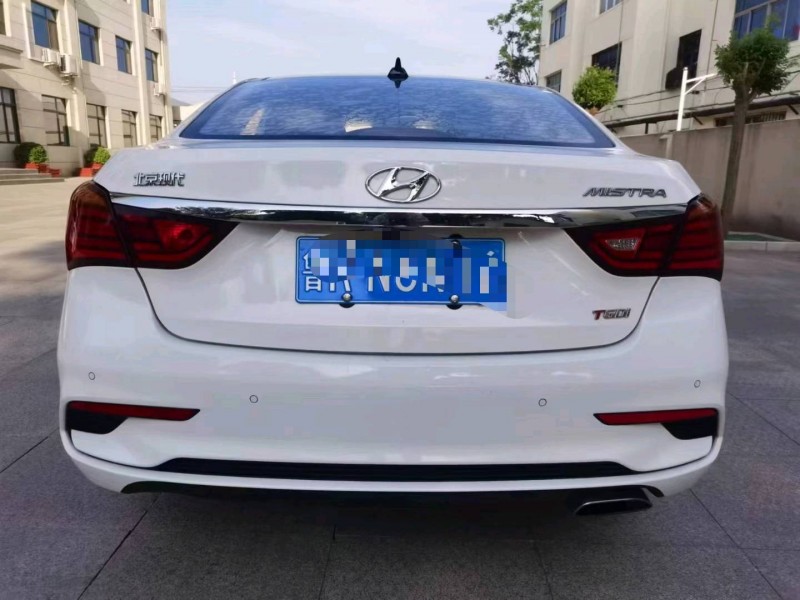 保定17年现代名图9