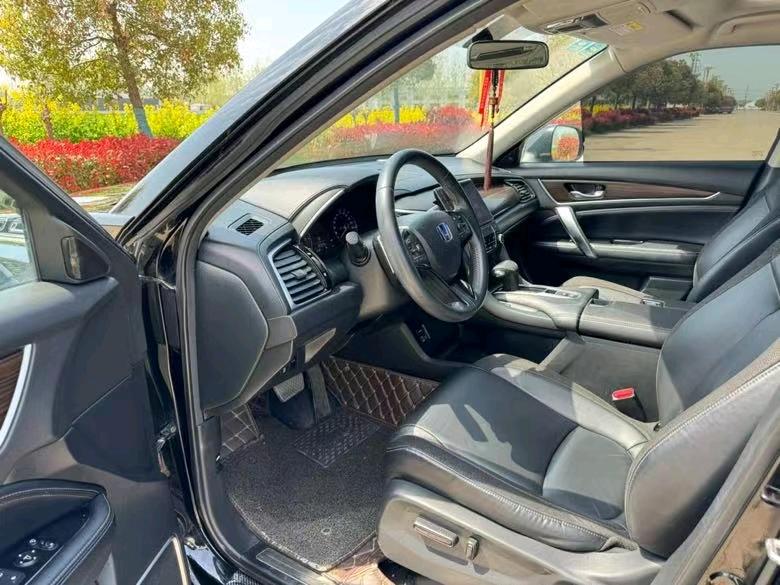 盐城18年本田冠道5