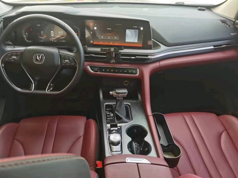 保定19年长安汽车CS757