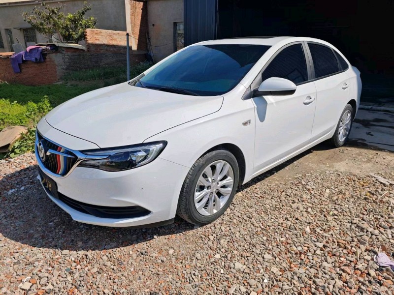 苏州22年别克英朗4