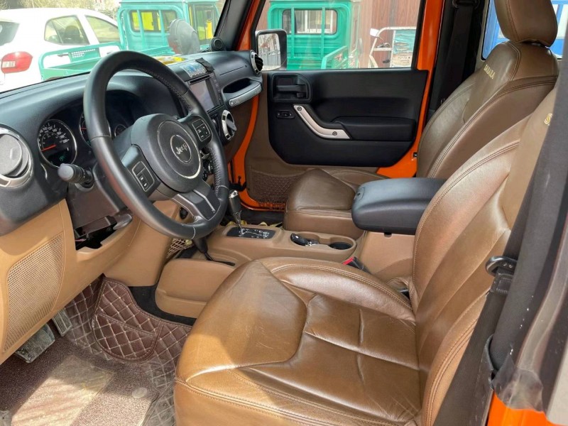 苏州13年Jeep牧马人4