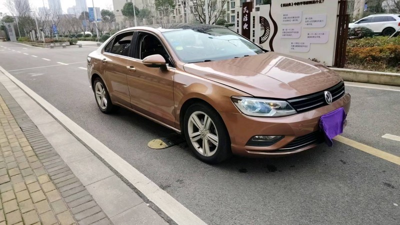 苏州16年大众凌渡2