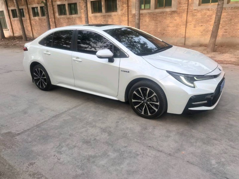 保定21年丰田雷凌2