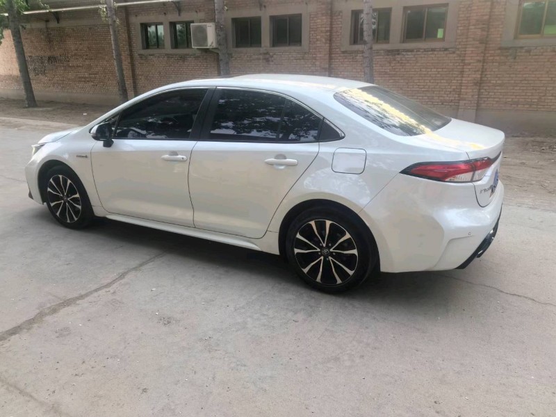 保定21年丰田雷凌5