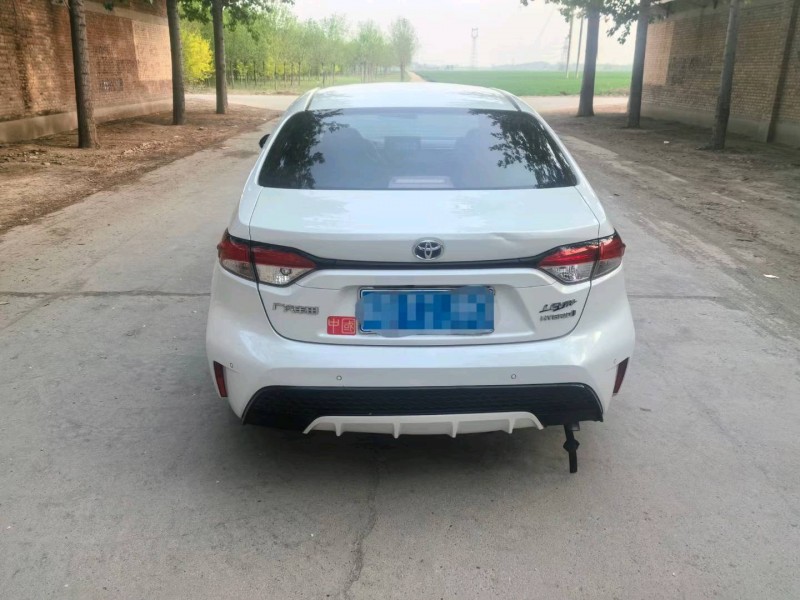 保定21年丰田雷凌9