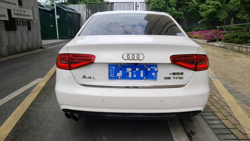 苏州13年奥迪A4L9