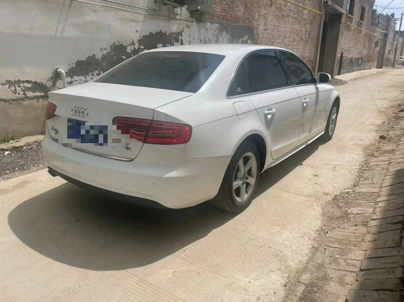 保定13年奥迪A4L3