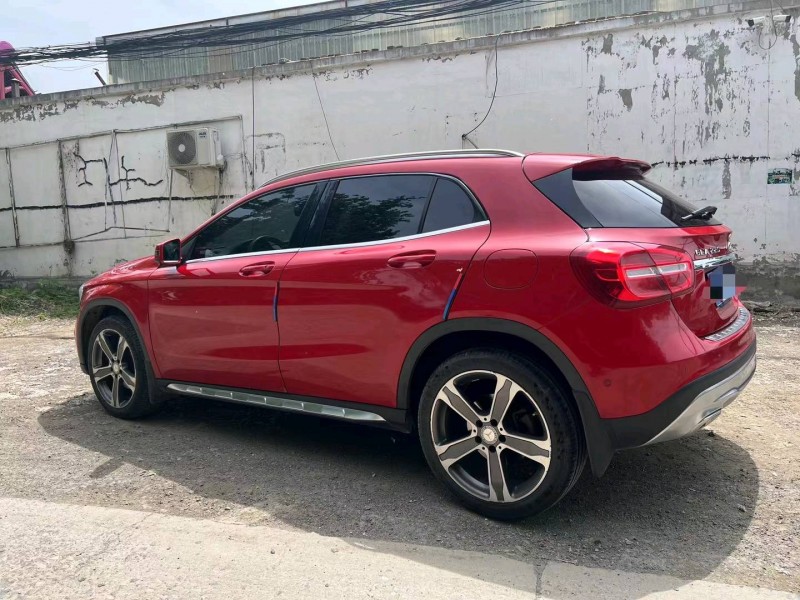 保定16年奔驰GLA4