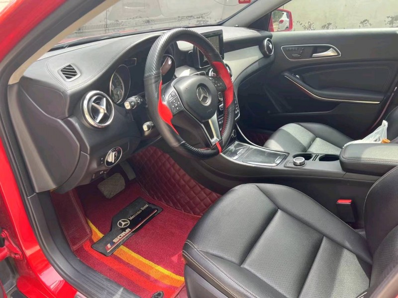 保定16年奔驰GLA7