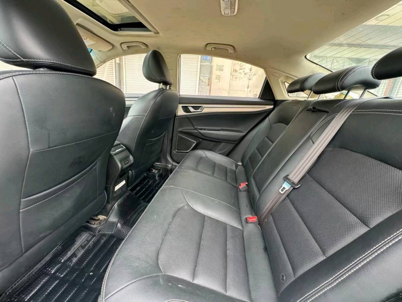 保定17年吉利帝豪GL6