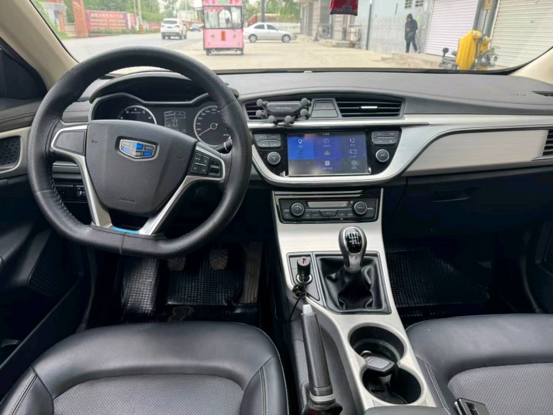 保定17年吉利帝豪GL7