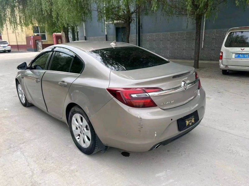 保定15年别克君威4