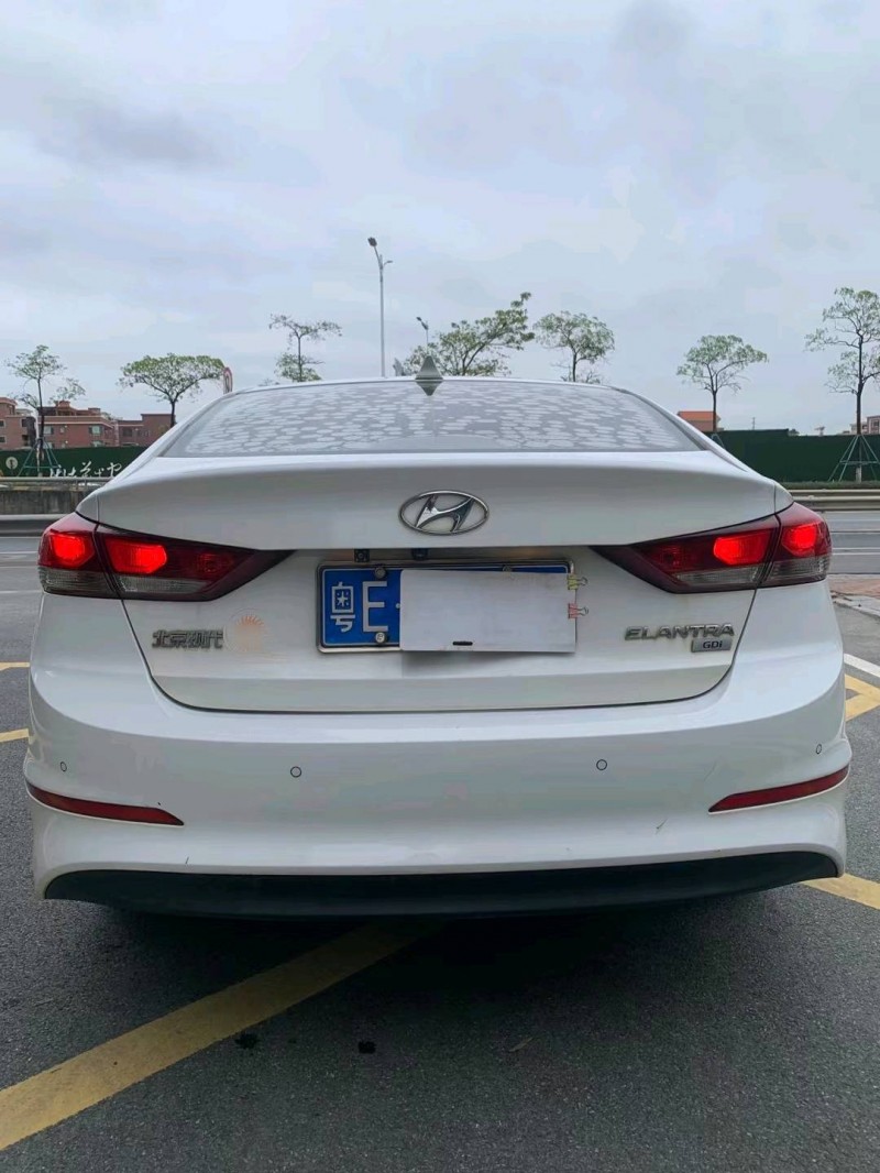 佛山18年现代领动2